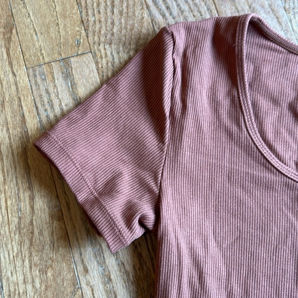 Women’s bodysuit size small - Picture 3 of 4